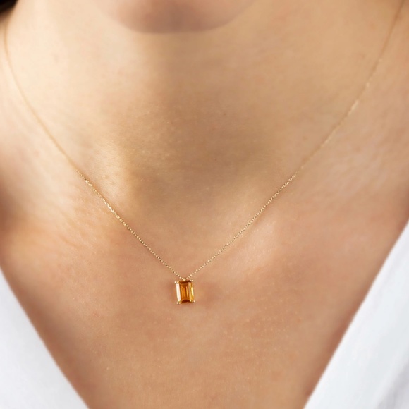 14K Solid Gold Rectangle Citrine Necklace - Picture 1 of 3